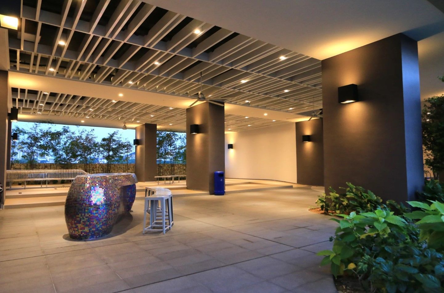 Facilities deck and lobby area at Avantas Residences